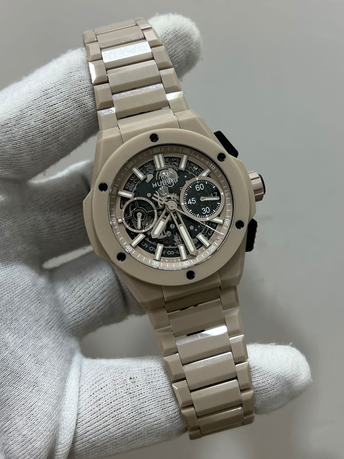 322e7fe4-44f0-4343-a8bc-2f623f62d3a0